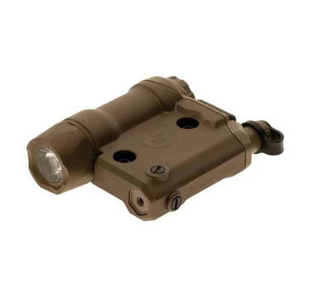 CRIMSON TRACE RAIL MASTER LSR/LIGHT TAN AR15